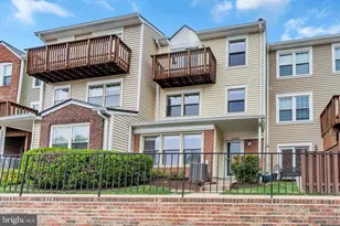 12606 Kempston Ln, Woodbridge, VA 22192 - Photo 4