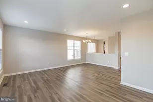 9240 Cascade Falls Dr, Bristow, VA 20136 - Photo 4