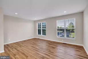 9240 Cascade Falls Dr, Bristow, VA 20136 - Photo 6