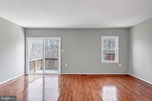 12109 Stallion Ct, Woodbridge, VA 22192 - Photo 8