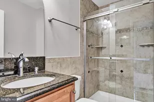 12109 Stallion Ct, Woodbridge, VA 22192 - Photo 20