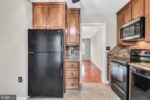 12109 Stallion Ct, Woodbridge, VA 22192 - Photo 12