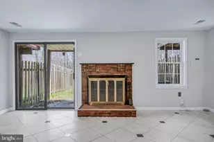 12109 Stallion Ct, Woodbridge, VA 22192 - Photo 30