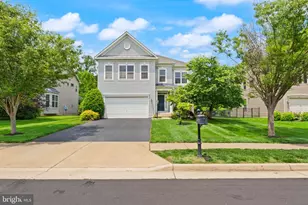 6874 Noyes Ave, Haymarket, VA 20169 - Photo 2