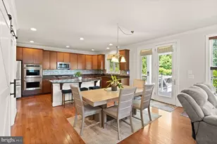 6874 Noyes Ave, Haymarket, VA 20169 - Photo 12