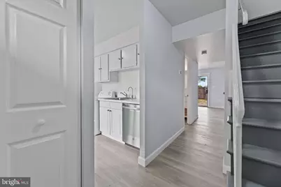 8145 Community Drive, Manassas, VA 20109 - Photo 4