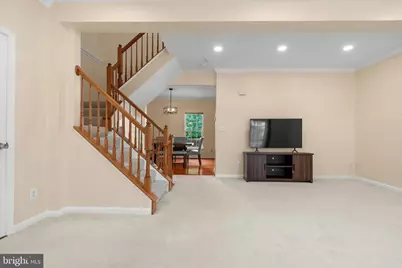 7104 Wheeling Way, Gainesville, VA 20155 - Photo 10