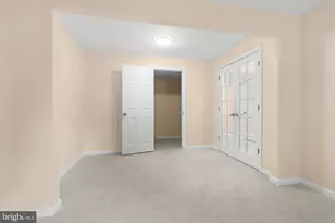 7104 Wheeling Way, Gainesville, VA 20155 - Photo 8