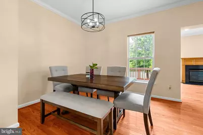 7104 Wheeling Way, Gainesville, VA 20155 - Photo 12