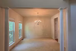 12489 Pfitzner Ct, Woodbridge, VA 22192 - Photo 4