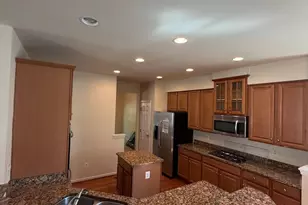 12489 Pfitzner Ct, Woodbridge, VA 22192 - Photo 8