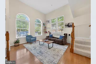 15251 Avens Creek Drive, Haymarket, VA 20169 - Photo 6