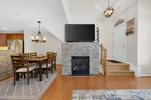 15251 Avens Creek Dr, Haymarket, VA 20169 - Photo 8