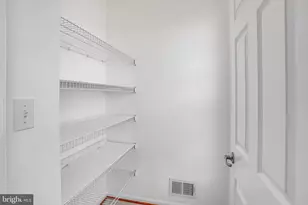 2729 Celestial Dr, Woodbridge, VA 22191 - Photo 24