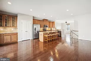 7106 Santa Cruz Pl, Gainesville, VA 20155 - Photo 8