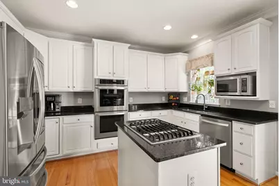 12625 Victory Lakes Loop, Bristow, VA 20136 - Photo 16
