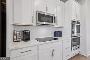 8975 Katherine Johnson Ave, Manassas, VA 20109 - Photo 6