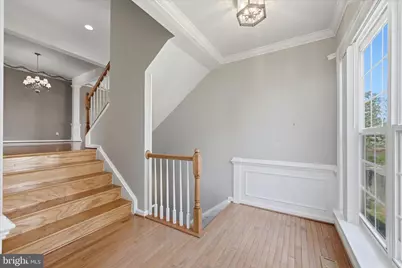 7009 Courtyard Way, Haymarket, VA 20169 - Photo 4