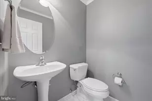 7009 Courtyard Way, Haymarket, VA 20169 - Photo 26