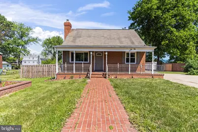 7596 Amherst Drive, Manassas, VA 20111 - Photo 2