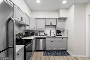 12799 Cara Dr, Woodbridge, VA 22192 - Photo 16