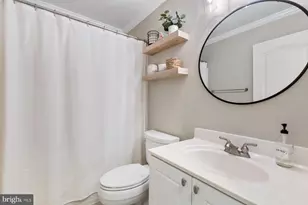 4933 Breeze Way, Dumfries, VA 22025 - Photo 24