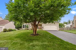 2791 Noble Fir Ct, Woodbridge, VA 22192 - Photo 12