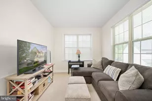 5657 Liberty Manor Cir, Woodbridge, VA 22193 - Photo 44