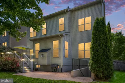5657 Liberty Manor Circle, Woodbridge, VA 22193 - Photo 4