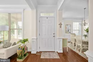 5657 Liberty Manor Cir, Woodbridge, VA 22193 - Photo 10
