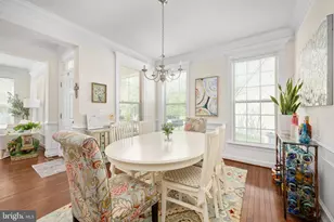 5657 Liberty Manor Cir, Woodbridge, VA 22193 - Photo 16