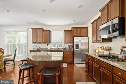 5657 Liberty Manor Circle, Woodbridge, VA 22193 - Photo 26