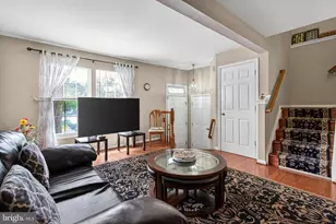 8602 Walcott Ct, Manassas, VA 20111 - Photo 6