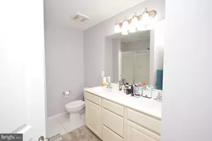 1571 Renate Dr, Woodbridge, VA 22192 - Photo 20