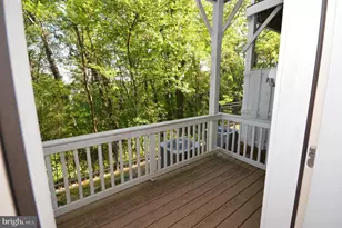 1571 Renate Dr, Woodbridge, VA 22192 - Photo 38