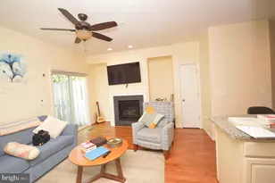 1571 Renate Dr, Woodbridge, VA 22192 - Photo 10
