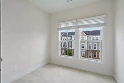 6703 Upland Manor Drive, Gainesville, VA 20155 - Photo 16