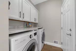 13250 Fallen Leaf Ct, Woodbridge, VA 22192 - Photo 26