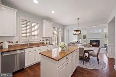 14290 Wythridge Way, Haymarket, VA 20169 - Photo 6