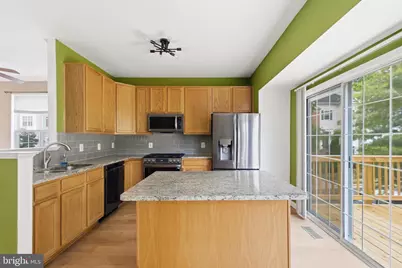 17351 Montezuma Way, Dumfries, VA 22025 - Photo 8