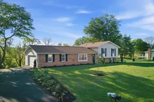 4508 Old Field Dr, Gainesville, VA 20155 - Photo 1
