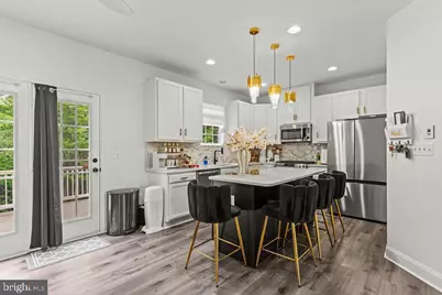 2651 Glenriver Way, Woodbridge, VA 22191 - Photo 6