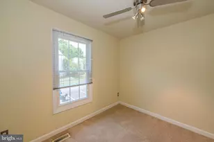 12863 Misty Ln, Woodbridge, VA 22192 - Photo 20