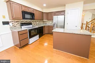 12863 Misty Ln, Woodbridge, VA 22192 - Photo 8