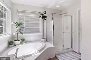 8812 Fenimore Pl, Bristow, VA 20136 - Photo 20