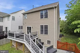 8812 Fenimore Pl, Bristow, VA 20136 - Photo 32