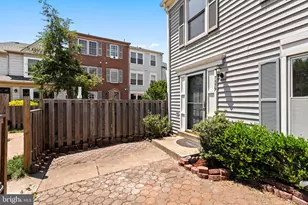 7559 Belle Grae Dr, Manassas, VA 20109 - Photo 2