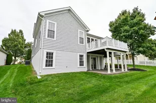 6916 Birkenhead Pl, Gainesville, VA 20155 - Photo 4