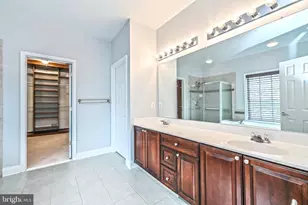 6916 Birkenhead Pl, Gainesville, VA 20155 - Photo 22