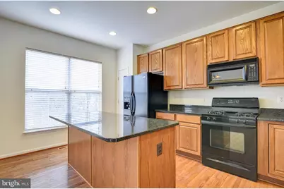 12838 Marblestone Drive, Woodbridge, VA 22192 - Photo 2